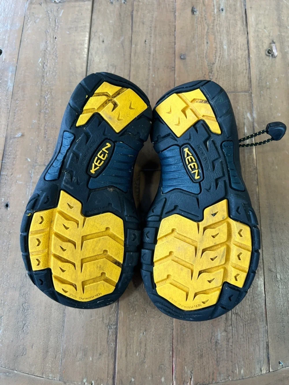 Keen blue waterproof open back hiking sandals kids 12